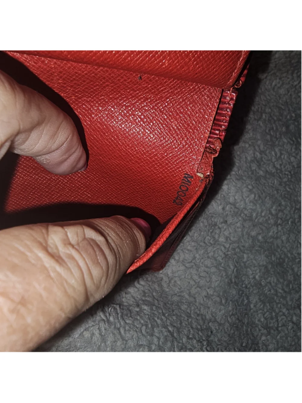 Louis Vuitton Epi Leather Wallet Kisslock Red Gold